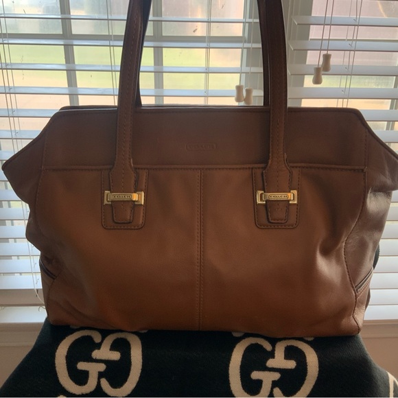 Coach Brown Leather Tote Bag - Picture 1 of 6